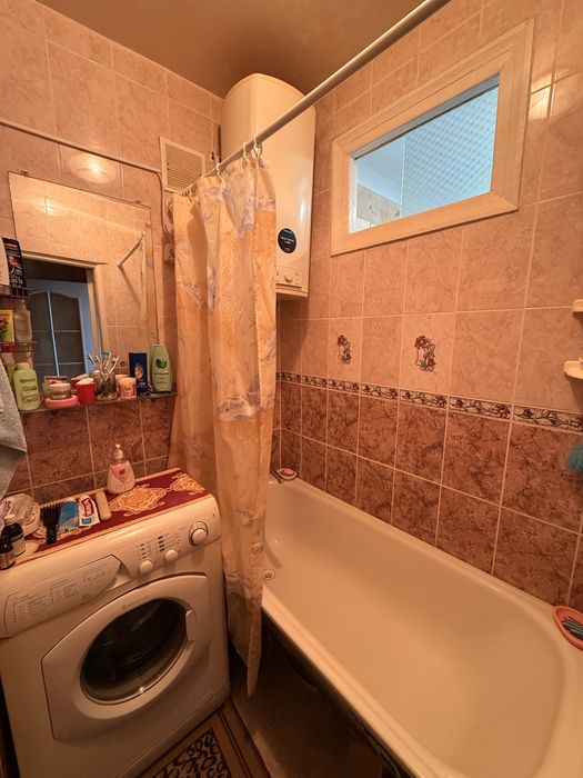 Продам 2х ком квартиру в кирпичном доме! - More