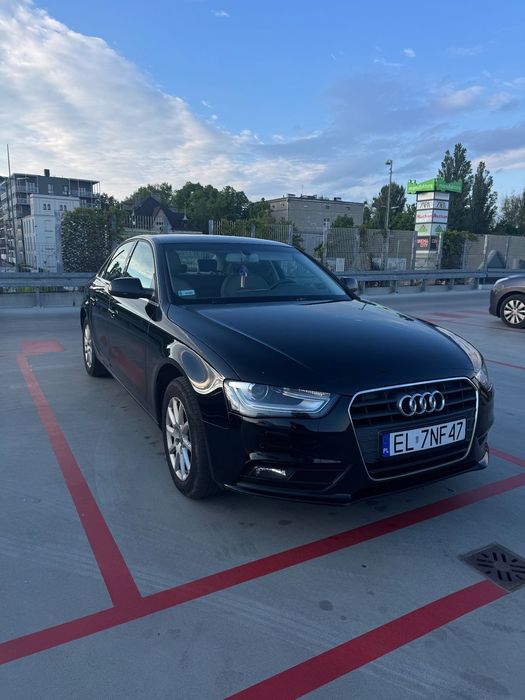 Audi A4 Limousine Audi A4 B8 2.0 TDI