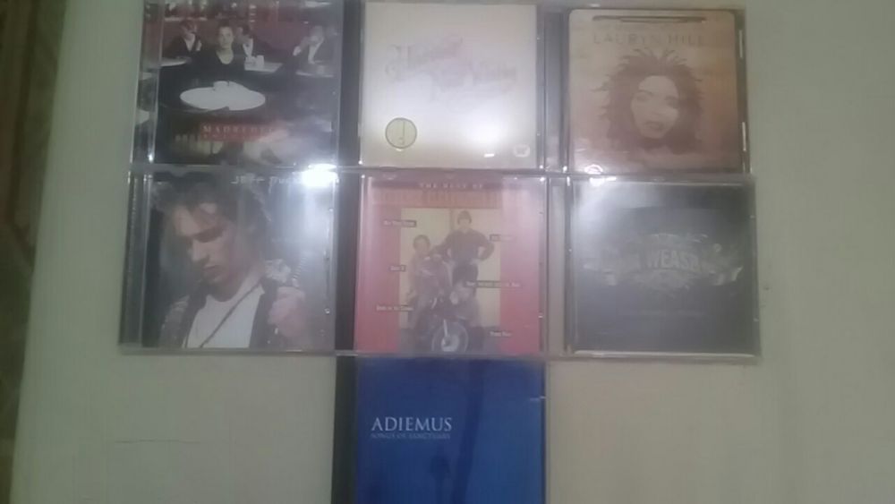 CD s em lotes diversos