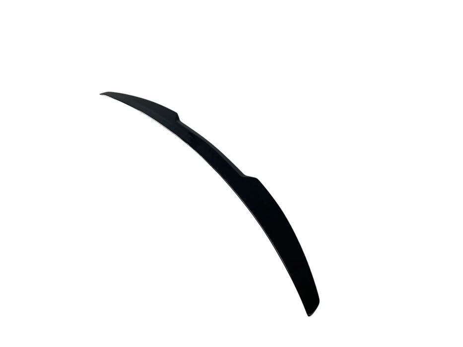 Aileron / Lip / Spoiler traseiro em plástico ABS para Audi A3 8V sedan 2012-2020 M4 Look em preto piano brilhante