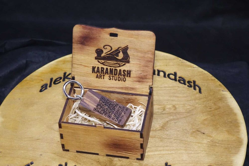 Визитка оригинальная