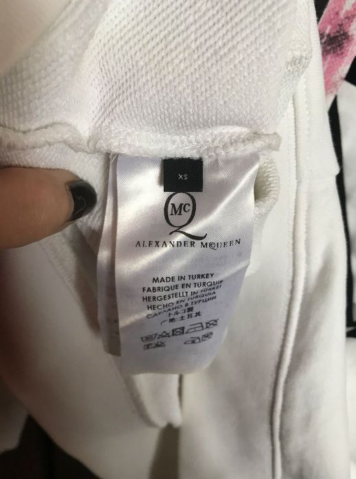 Белый свитшот, свитер, толстовка Alexander Mcqueen
