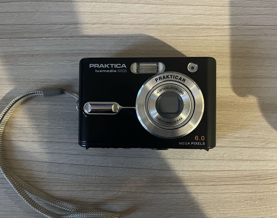 Aparat cyfrowy Praktica luxmedia 6203