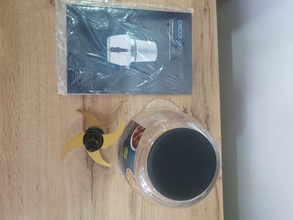 Rozdrabniacz do warzyw i lodu Cecotec Titanglass 1000