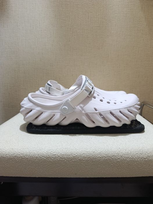 Crocs, Крокси М11