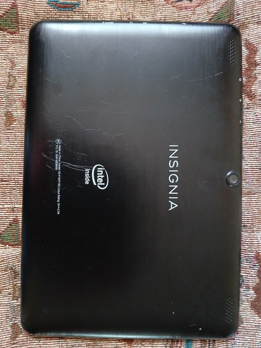 Планшет INSIGNIA 10.1