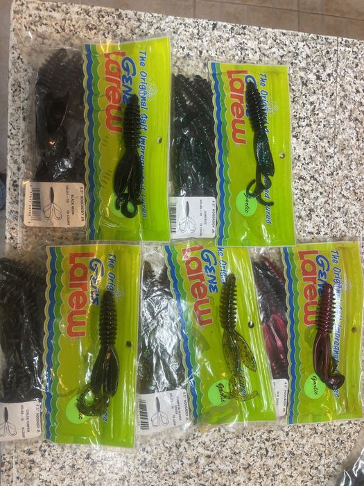 Amostras de pesca marca GENE LAREW