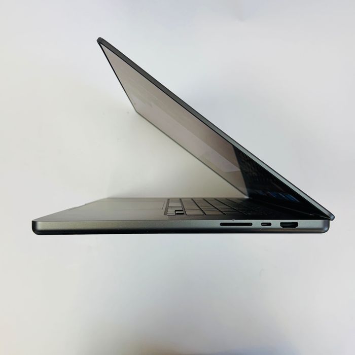 MacBook Pro 16" 2023 M3Pro Space Black 18/512