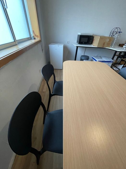 Mesa de Refeição+ 4 Cadeiras