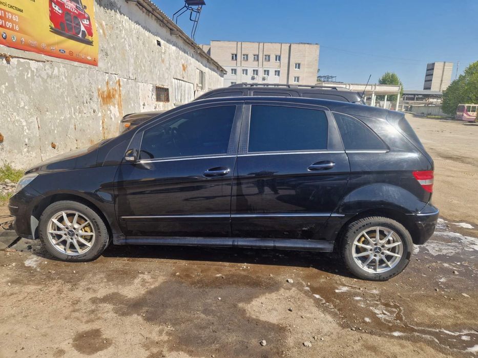 Продам мерседес б180 в245