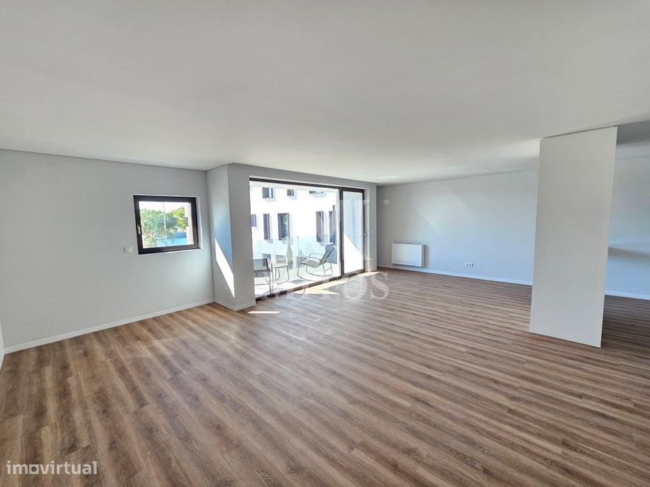 Apartamento T3 novo - centro da cidade