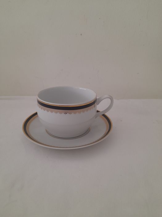 Conjunto de porcelana da Costa verde