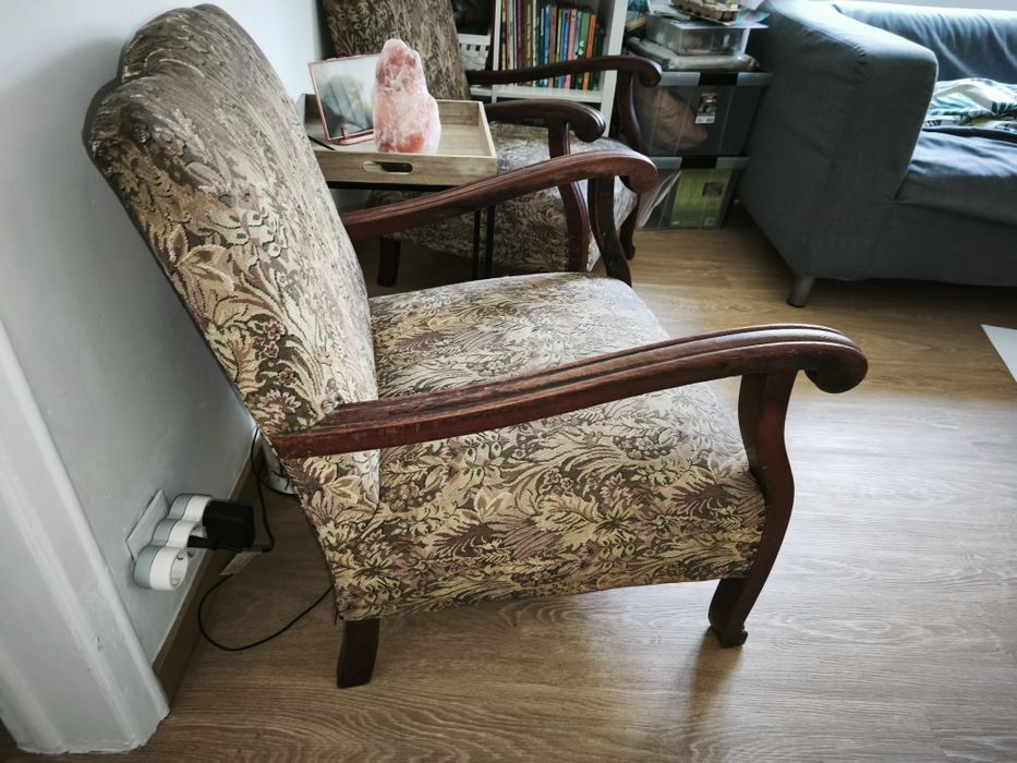 Moveis, Vendo poltrona antiga