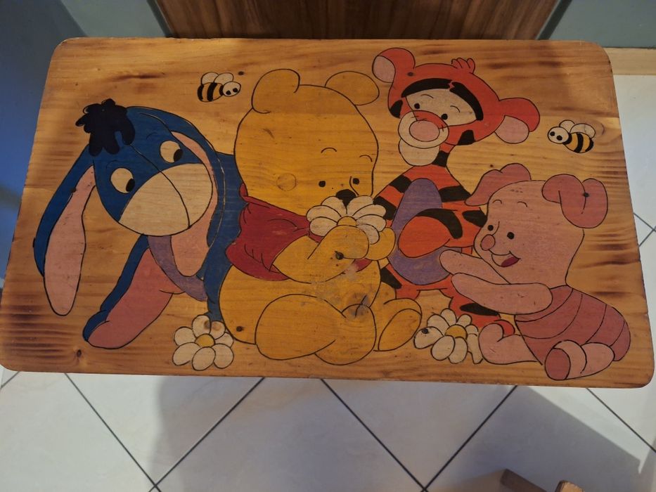 Stolik drewniany dla dzieci