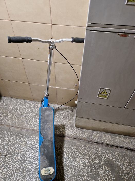 Hulajnoga napędzana łańcuchem