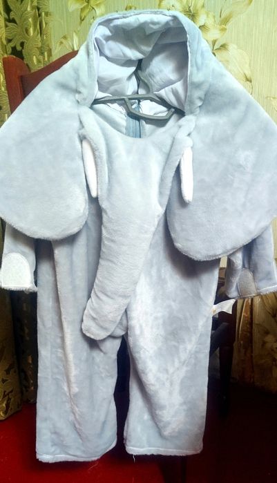 Карнавальний костюм слоника