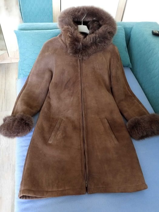 Kożuszek w kolorze brązu