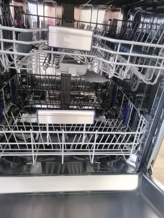 Máquina de lavar loiça  Beko