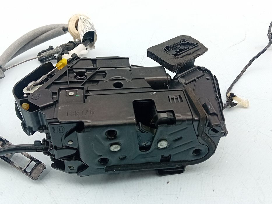 Fechadura / fecho porta frente direito VOLKSWAGEN Tiguan (AD1, AX1)