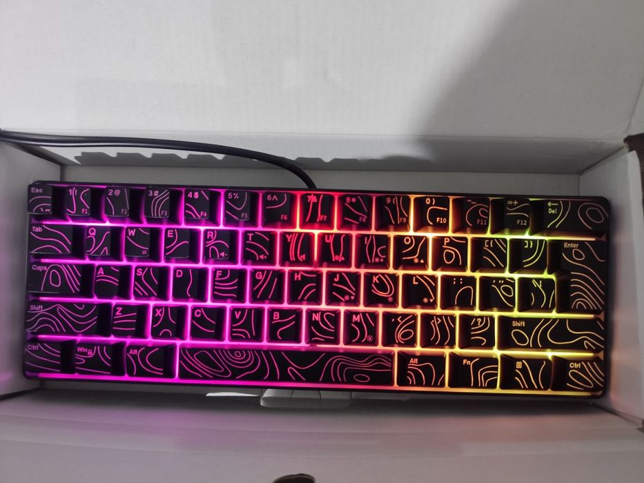 Нова клавіатура з підсвіткою