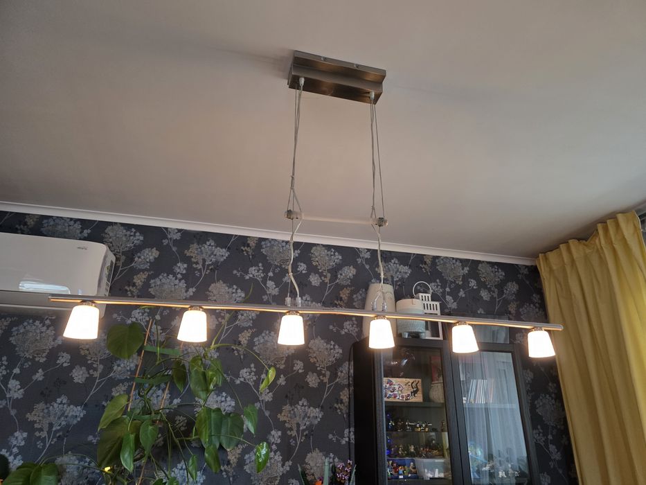 Lampa sufitowa wisząca Ikea regulowana wysokość idealna nad stół
