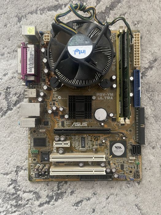 Материнська плата ASUS P5V-VM ULTRA