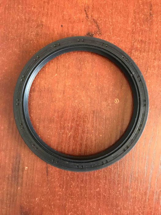 Сальник коленвала двигателя MOPAR, CHRYSLER 04663625.