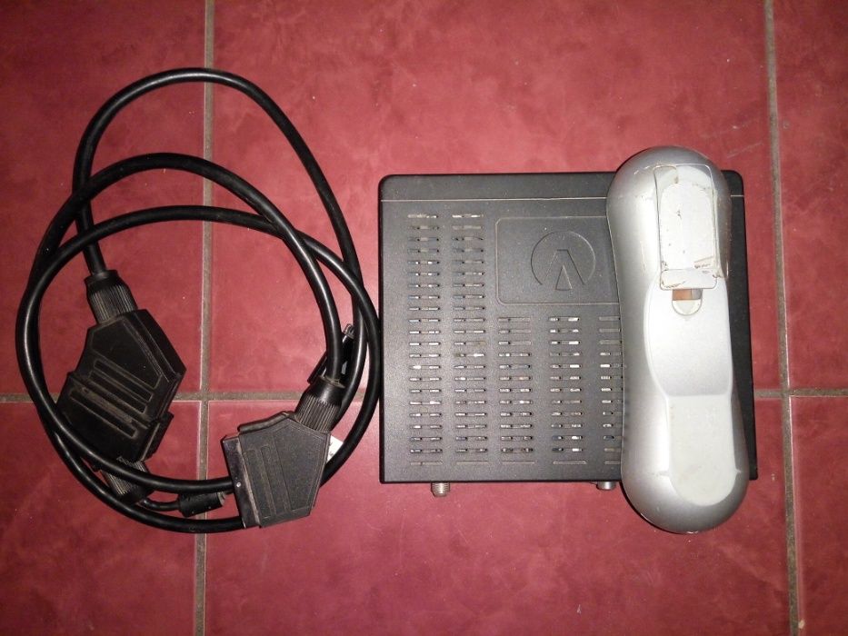 Цифровой спутниковый приемник Viasat SRT 7707