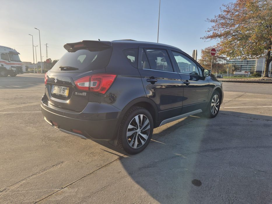 Suzuki S-Cross GLX - Único Dono