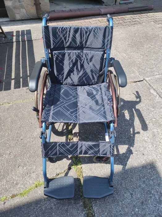 Wózek inwalidzki aluminiowy lekki składany