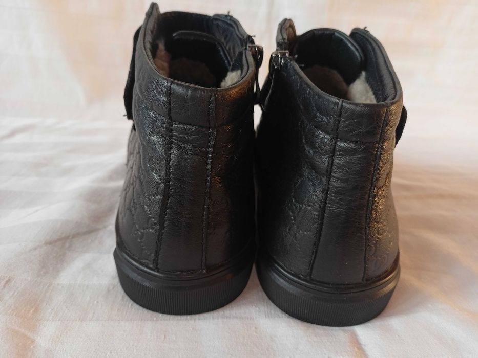 Gucci roz, 41 - dł. wkł. 26 cm - skó,ra - super stan