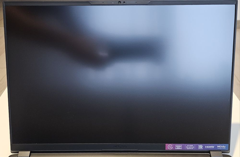 Laptop Gigabyte AORUS 16X  i7-13650HX 16"  16G RTX 4070 32GB 5600MHz