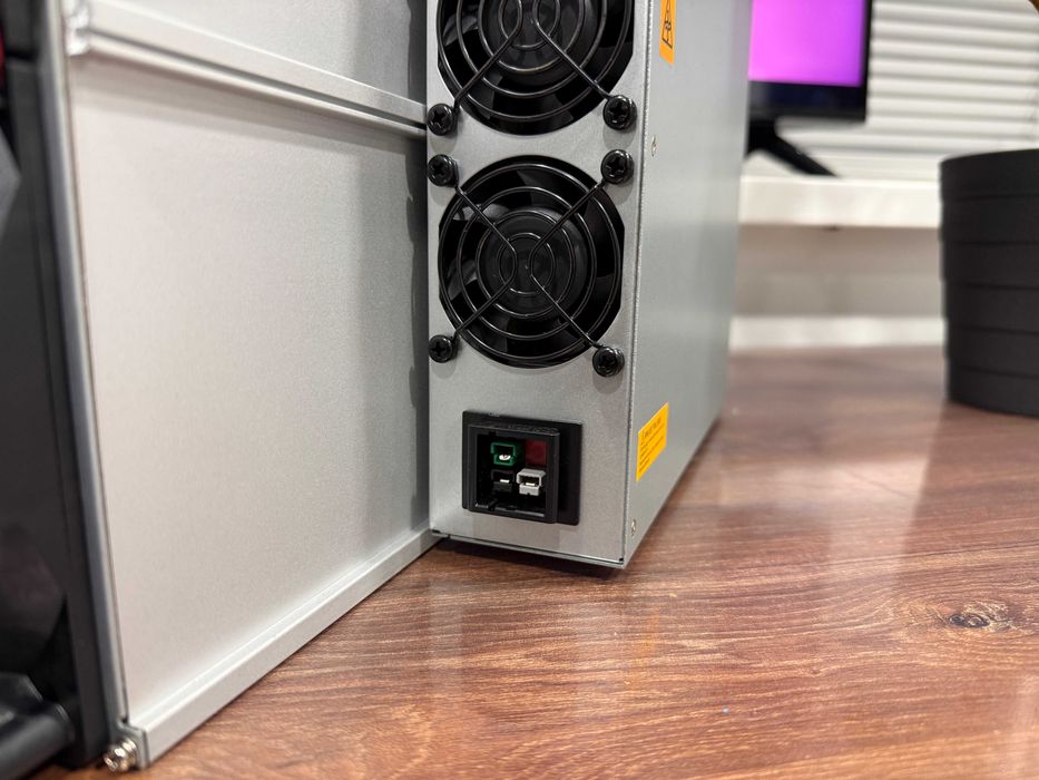 НАЯВНІСТЬ! NEW Asic Antminer S21+ 225 Th, Плата Amlogic, Асік, майнер