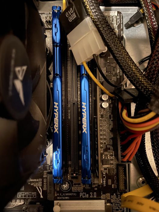 Игровой пк , Rx 580 , i3 6100 16 gb ddr4