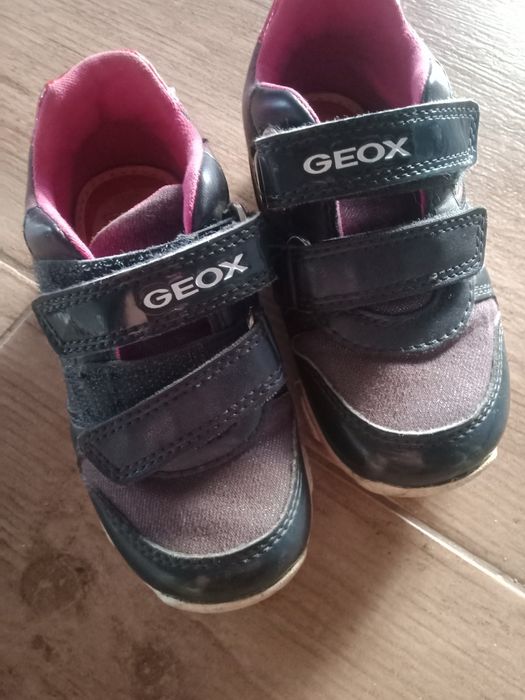 Buty Geox granatowo-różowe z brokatowymi elementami 23