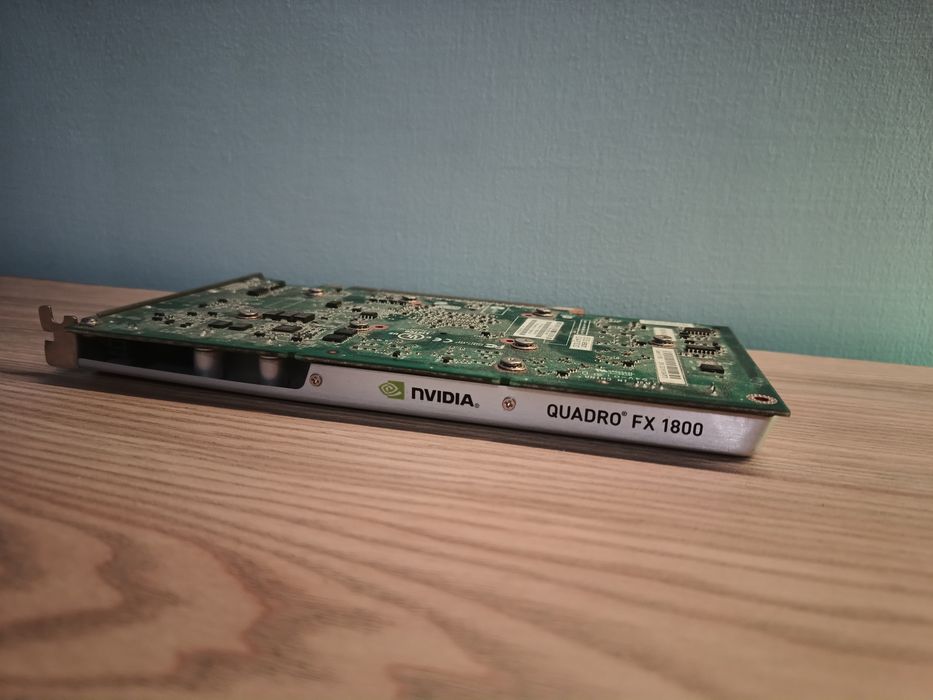 SPRZEDAM / ZAMIENIĘ Karta graficzna NVIDIA Quadro FX1800