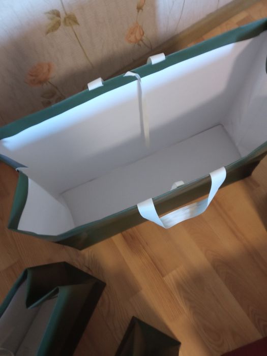 Продам крафтовые пакеты подарочные,для вещей Symbol оригнал Цена за 1