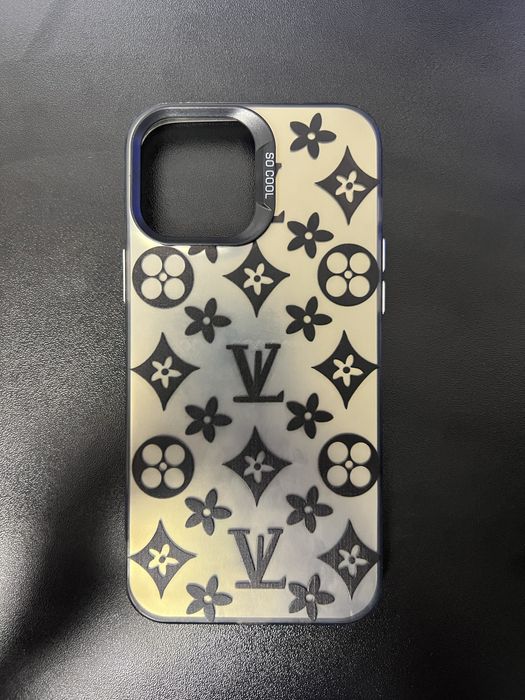 Чохол LV на IPhone 13 PRO MAX.