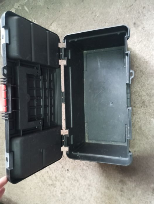 Mala de ferramenta (vazia)