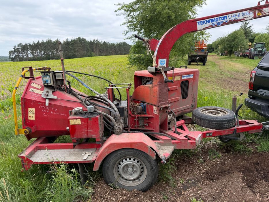 Podnośnik koszowy 4x4 Bumar Wumag