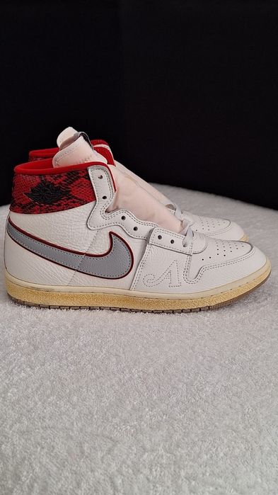 Кросівки Jordan Air Ship PE SP FN8675 100, US10 EUR44 28CM