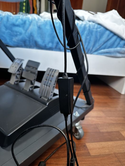 Conjunto Trustmaster T-GT