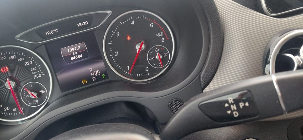 Mercedes B180d AUTO 85.000kms