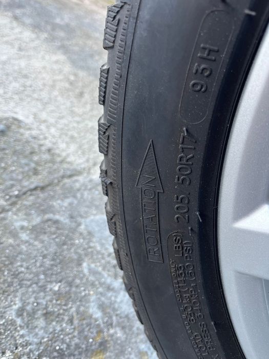 Jantes VW 17 com pneus Michelin