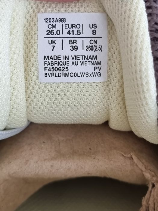 Оригінал 100% кросівки asics nimbus 10.1  eur 41.5