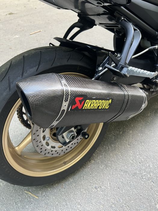 Yamaha Fz8.