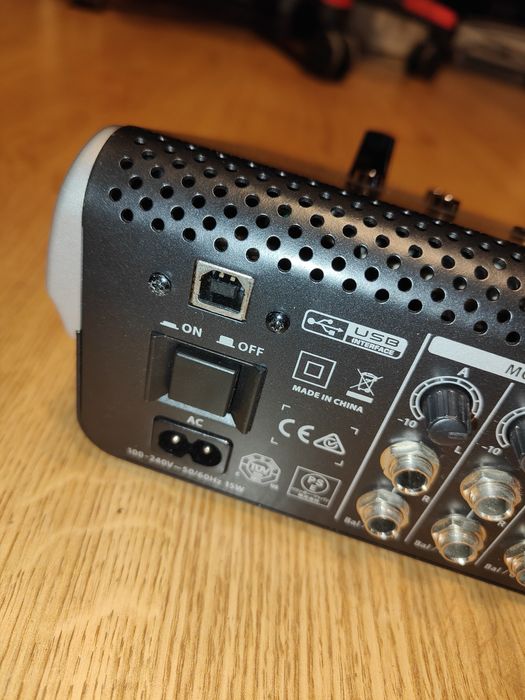Behringer Control2USB Monitor de Som de Estudio