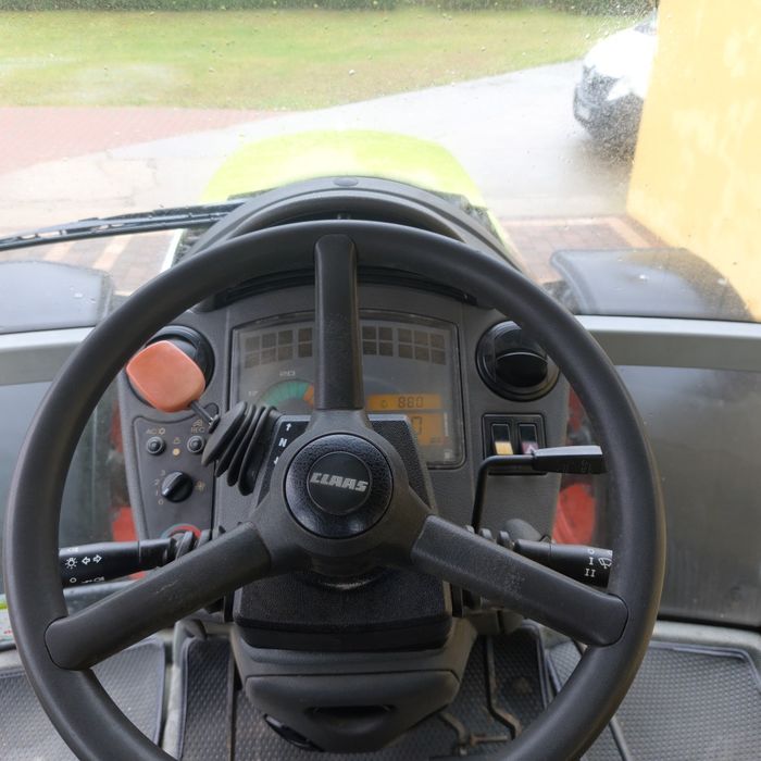 Ciągnik CLAAS Ares 657