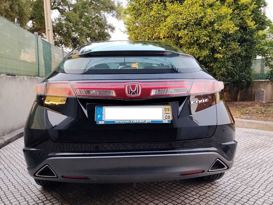 Vendo HONDA CIVIC 5DR 6 velocidades de 2009