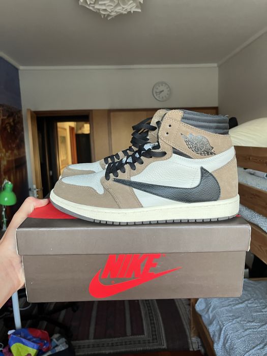 Travis Scott Reverse Mocha